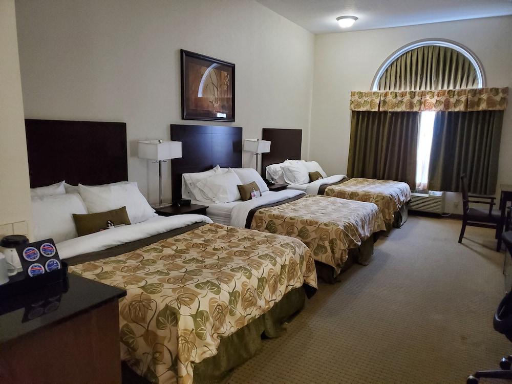 Ramada By Wyndham Olds Otel Dış mekan fotoğraf